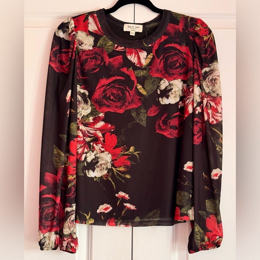 Kim & Cami Black with Red Floral Accents Blouse SZ.M